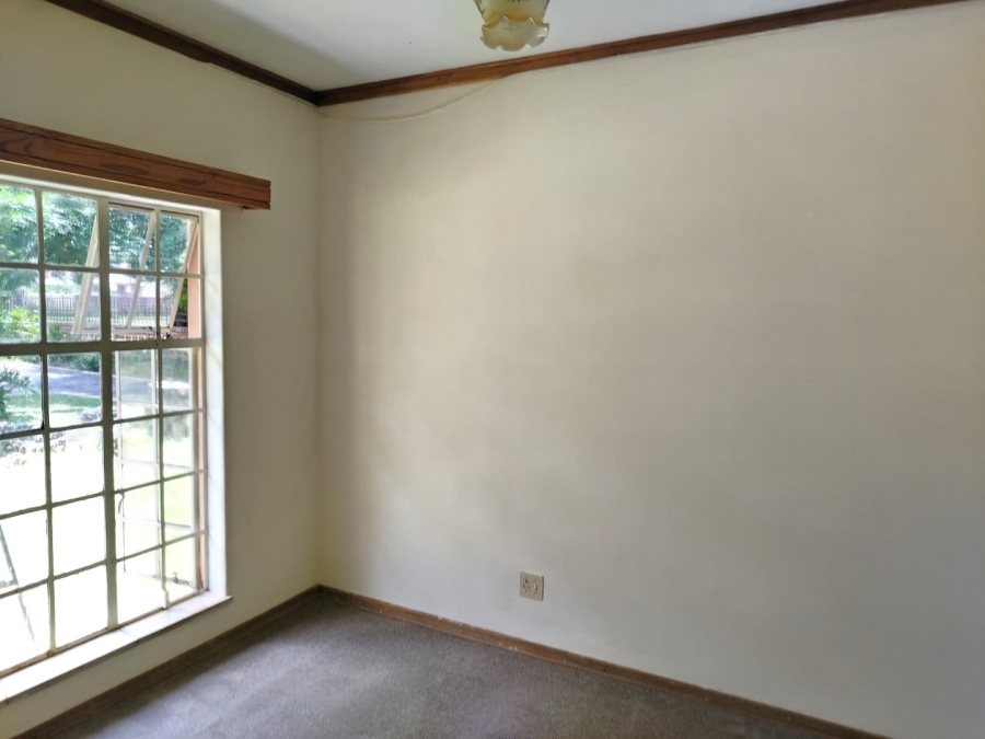 5 Bedroom Property for Sale in Flamwood North West